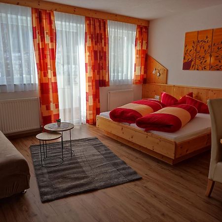 Gaestehaus Maria - Privatzimmer Nassereith Eksteriør bilde