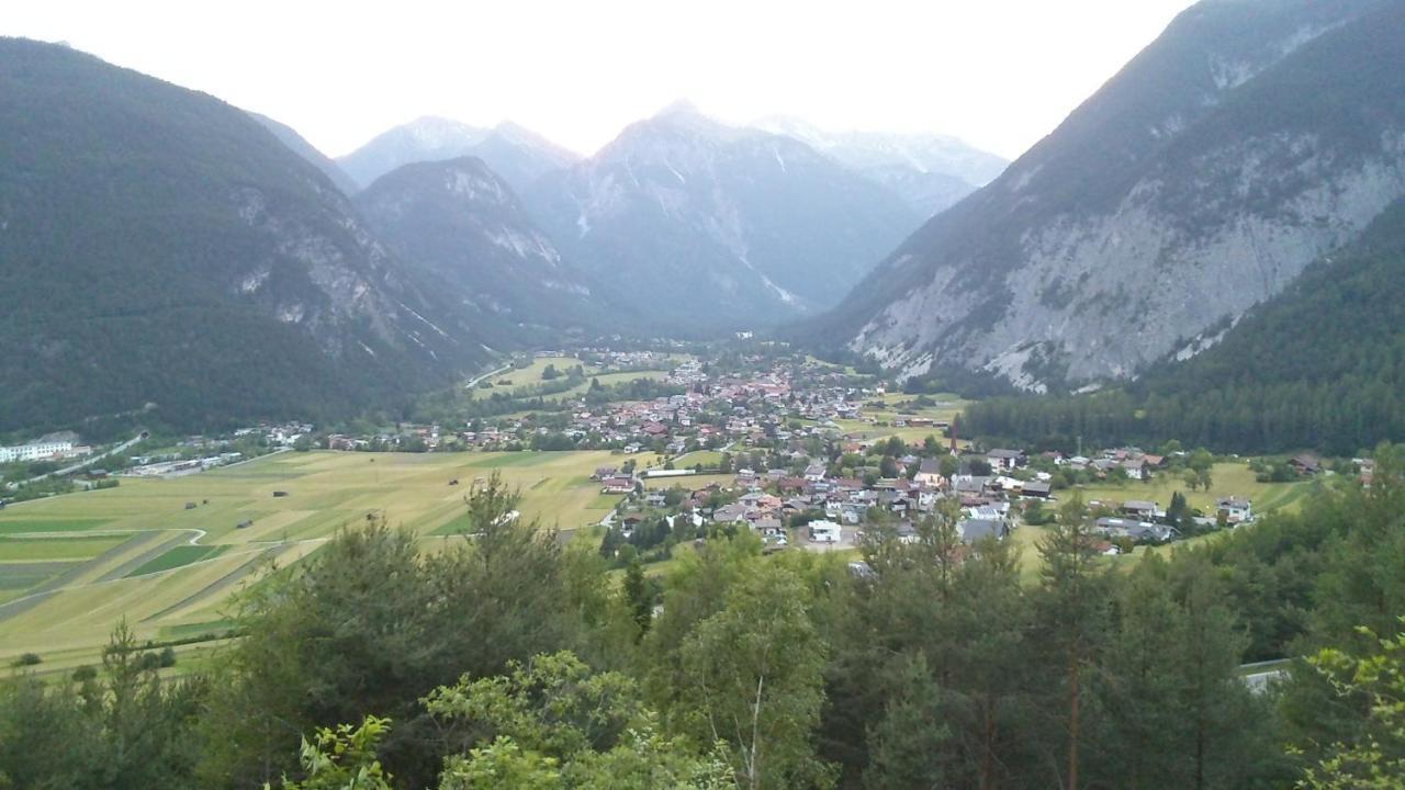 Gaestehaus Maria - Privatzimmer Nassereith Eksteriør bilde