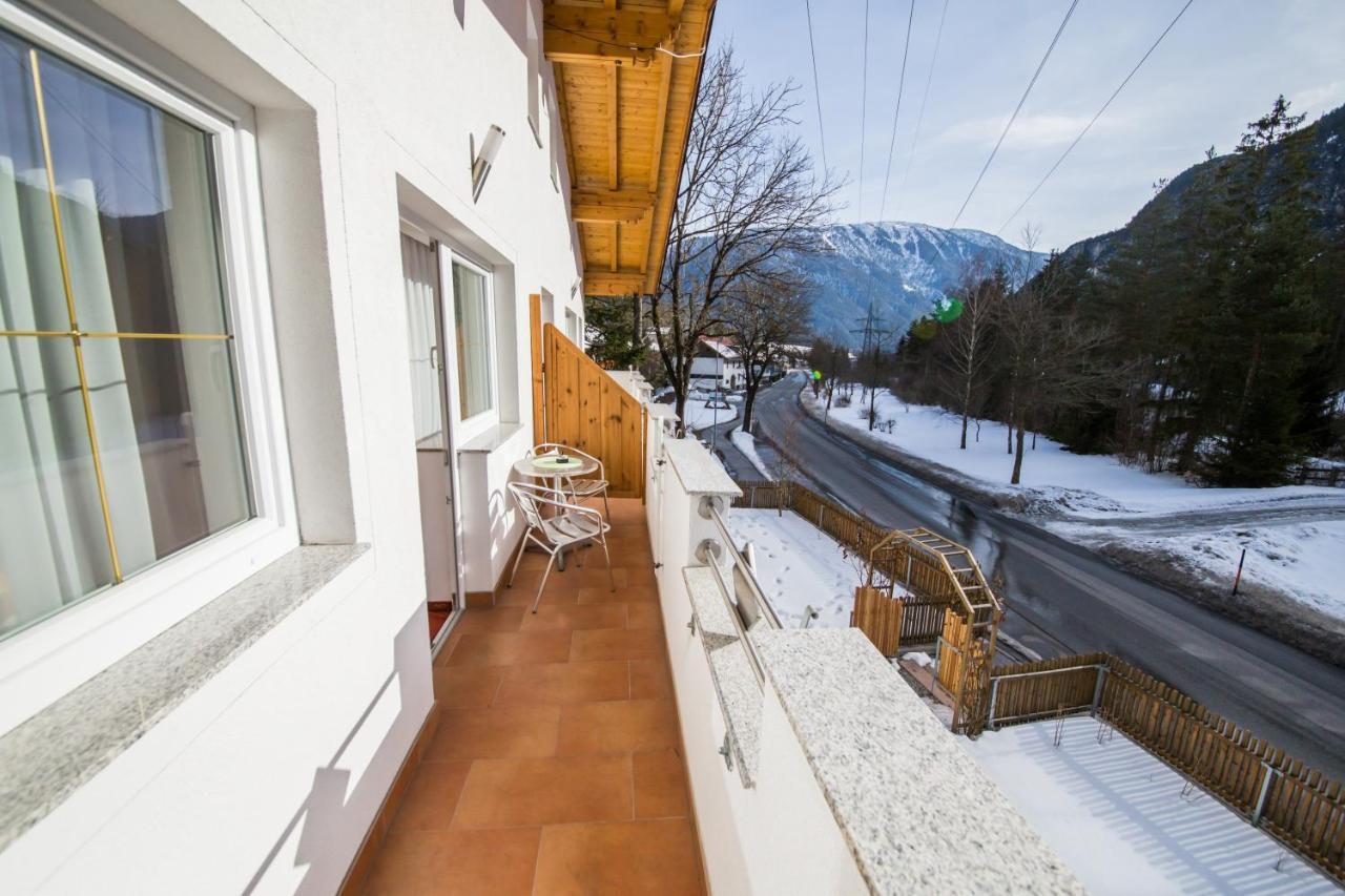 Gaestehaus Maria - Privatzimmer Nassereith Eksteriør bilde